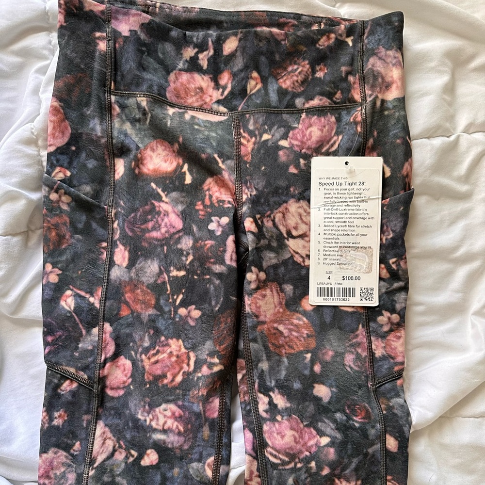NWT Lululemon Speed tight size 4